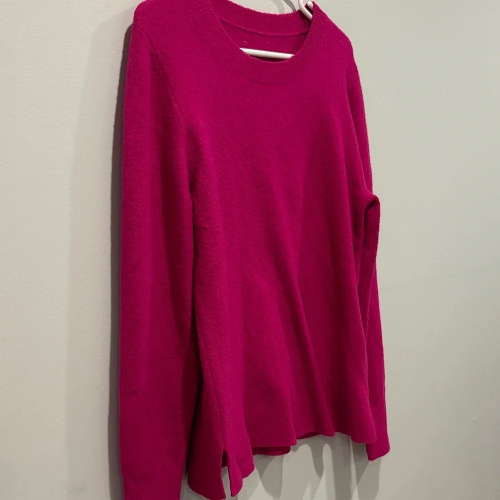 Ptp 19 J. Crew Fuchsia Knitwear